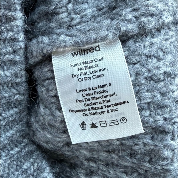 Wilfred Aritzia Charcoal V-Neck Sweater Cotton and Alpaca Blend Size Small - Picture 8 of 9